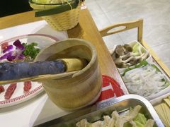 -周记潮汕牛肉·小龙虾烧烤(九亭金地广场店)