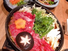 雪花牛肉寿喜锅-隐泉之语日式料理(王府中环店)