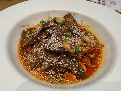 -渝信川菜 · 川味家常菜(财富购物中心店)