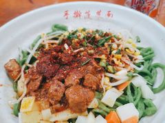 精瘦肉臊子面-手擀菠菜面(西康路店)