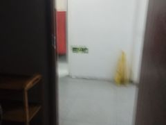 -毛辣果·贵州红酸汤牛肉火锅(西单店)