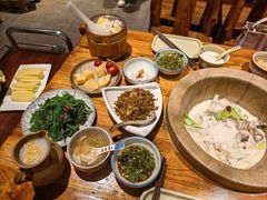 -滇香肴·云南菜蒸汽石锅鱼(云南北路店)