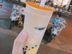 奶茶三兄弟-CoCo都可(常德路店)