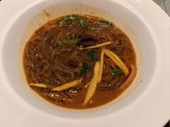 雁来蕈裙边捞豆面-九福楼大酒店