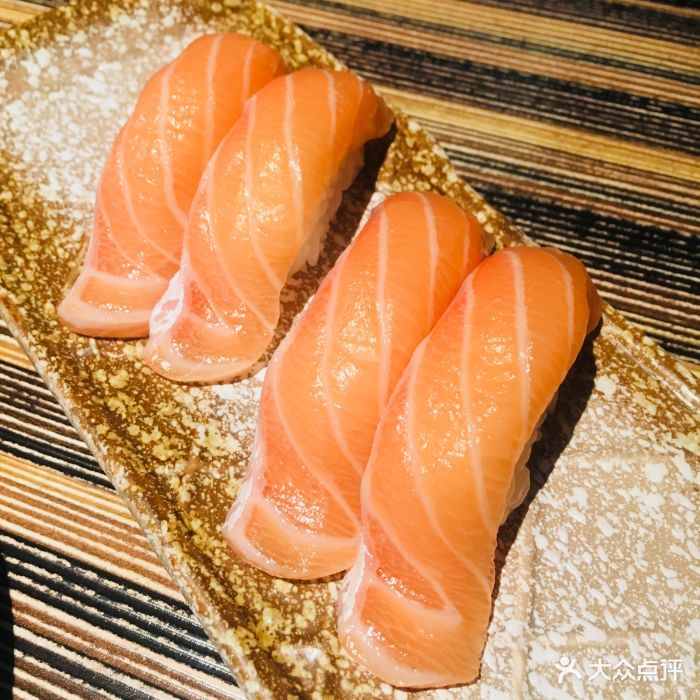 御前十七(北京路店)三文鱼腩寿司图片 - 第3385张