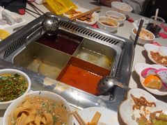 -海底捞火锅鲜切牛肉主题店(长寿路店)