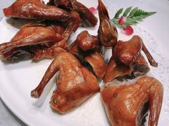 烧乳鸽-海都六福酒家(世博广场店)