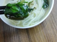 -碗主炭烧米线(交大二村店)