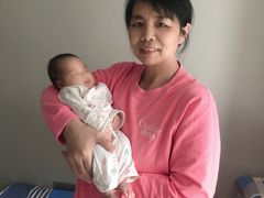 -爱的果实月嫂育婴师(世纪东方店)