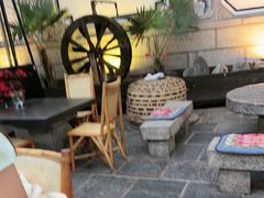 -四方小吃·白族庭院餐厅