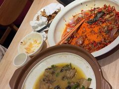 -陈大锅·岳阳鱼馆·地道岳阳菜(美食街店)