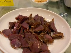 -老鼎万春卤菜(五代传承创始老店)