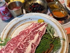 -草家酱蟹炭火烤肉店(珲春南路二店)