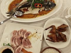 -御满江海鲜酒家(洛溪新城店)
