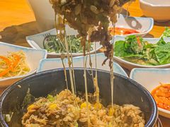 -唯成•韩国炭火烤肉 유성고기