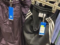 -Adidas(东荟城店)