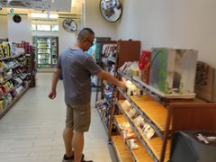 -全家便利店(车站南路店)