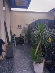 -Hair Co.一间沙龙