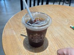 -星巴克臻选(郑州国贸360广场店)