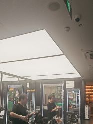 -侨治发型