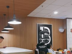 -麦当劳(集美石鼓店)
