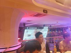-巴特餐饮6加1音乐餐吧·新疆菜