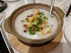 荔湾艇仔粥-白天鹅宾馆-宏图府餐厅