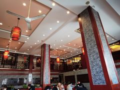 -侬佳蒸菜馆(听潮店)