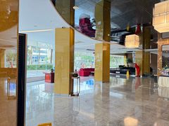 -昆明朗威酒店(昆明站火车站双桥夜市风情街店)