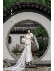 -雪中彩影婚纱摄影·微光艺术中心