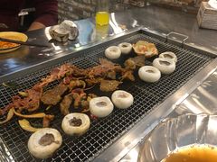 -马路牙子烧烤音乐酒馆(望京店)