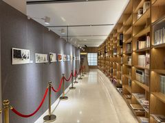 -上海书城(福州路店)