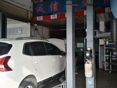 -24小时汽车搭电补胎(五方桥店)