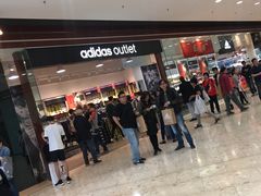 门面-东荟城名店仓