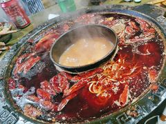 -黄潇洒老火锅(九眼桥宏济巷店)