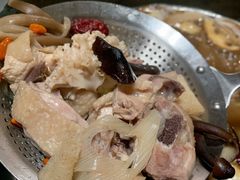 -蘑界·野生菌火锅(深业上城店)