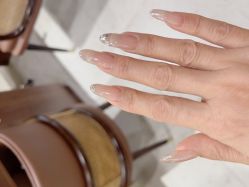 -蜜丝卡伦美甲美睫半永久