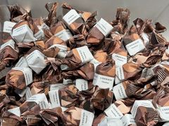 -Laderach 莱德拉(上海环贸iapm店)