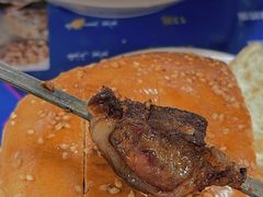 -吾斯曼珍珠抓饭王