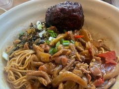 -佬钱湾仔(衣裳街店)