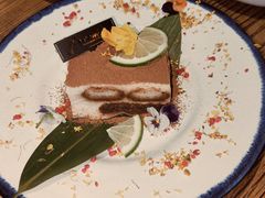 -84那年咖啡馆(李沧万达店)