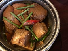 -Cuc Gach Quan Restaurant