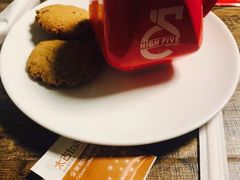 -HIGH FIVE哈福手工汉堡(桂林路店)