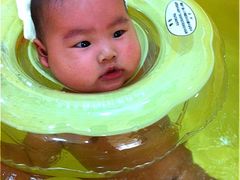 -亲亲天使婴儿游泳馆(堡镇店)