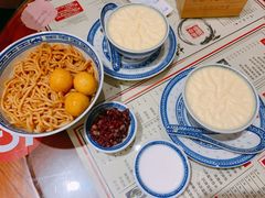 车仔面配咖喱鱼蛋-捷信牛奶甜品世家(五道口店)