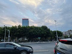 -梅园国际大酒店·自助餐厅(光明港店)