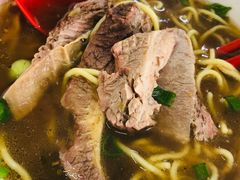 牛腩面-丽丰茶冰室