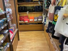 -百新书局(尚悦湾店)