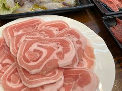 -韩风烤牛肉冷面店