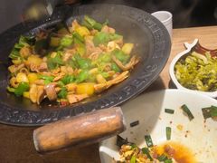 -聚鑫朋酸菜肥肠(文艺路口店)